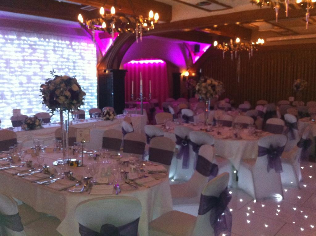 The Royal Chace Hotel Enfield Bagian luar foto