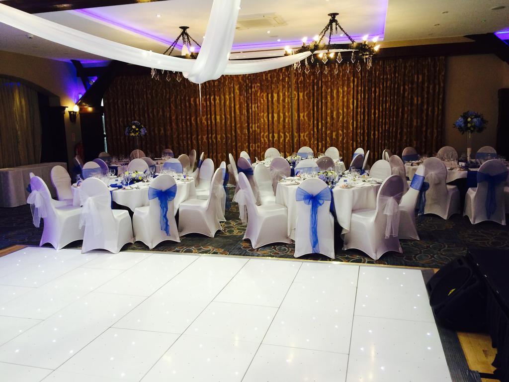 The Royal Chace Hotel Enfield Bagian luar foto